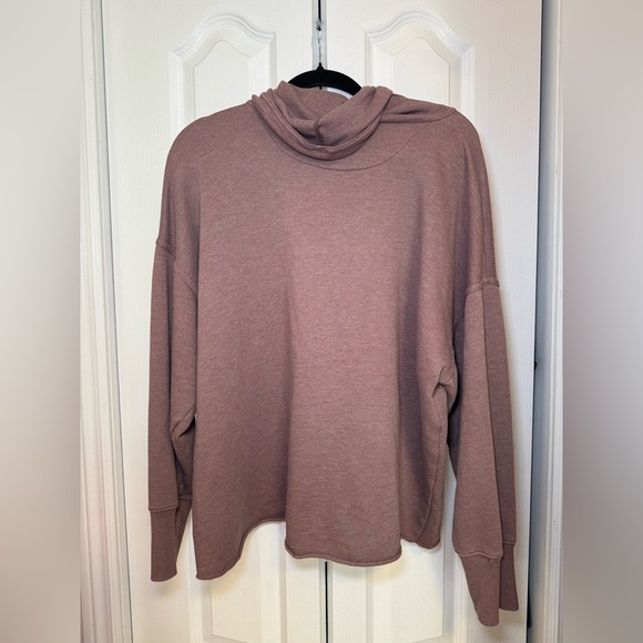 Aerie - Oversized Baggy Long Sleeve Turtleneck Cozy Mauve Cowl Neck Sweater - Picture 3 of 6